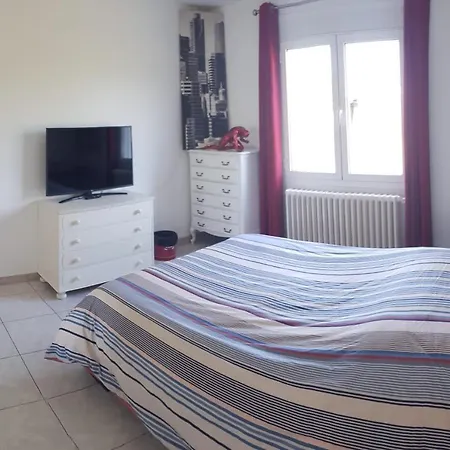 Holiday home La Garenne *